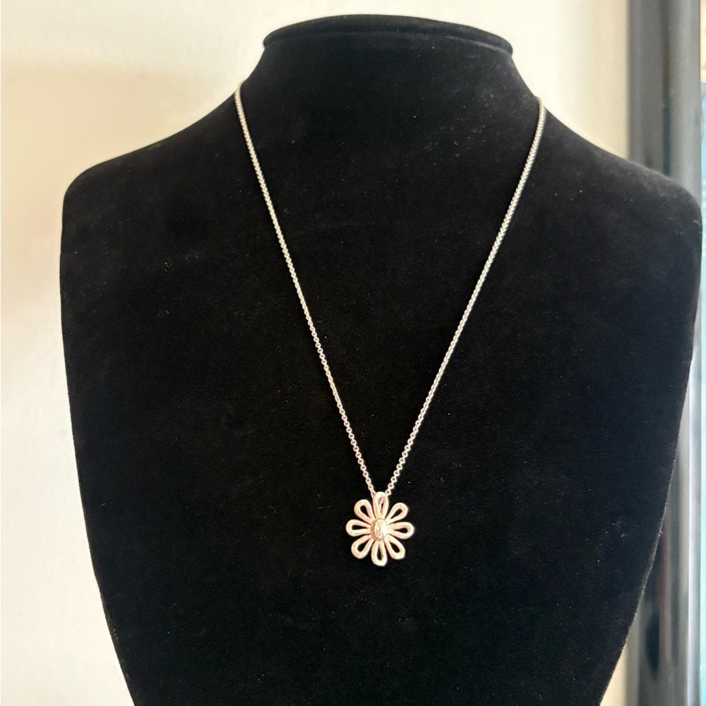 Tiffany & Co 925 Sterling Silver Paloma Picasso Daisy Necklace 16” Chain